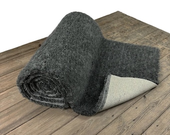 Grey 100% Wool Vet Bedding Non Slip Luxury Dog  Mats 30mm Thick Pile