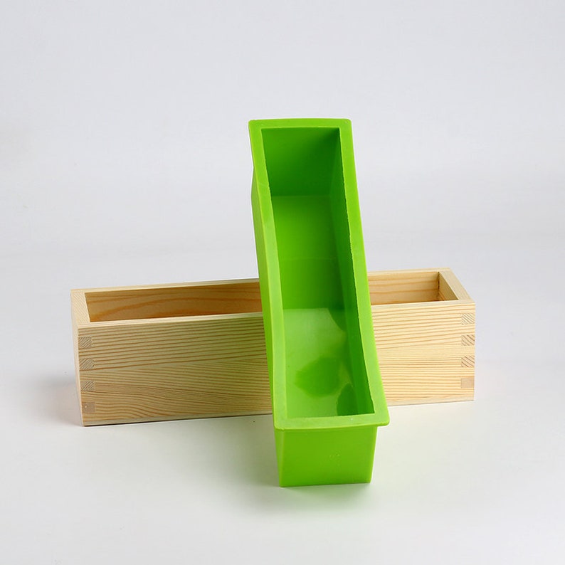 Rectangular Silicone Render Soap Mold with Wood Box and Transparent Vertical Acrylic Clapboard for Handmade Loaf Mould