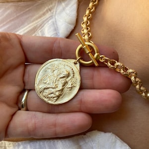 Our Lady of Perpetual Help Rolo Necklace | Front Toggle | Etched Links | Matte Gold | Mary and Jesus | Crown of Grace | Byzantine