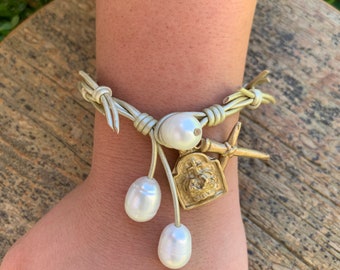 Crown of Grace Bracelet | Leather and Pearls | White Baroque Pearls | Religious | Christian Gift | Holy Spirit | Crown of Thorns