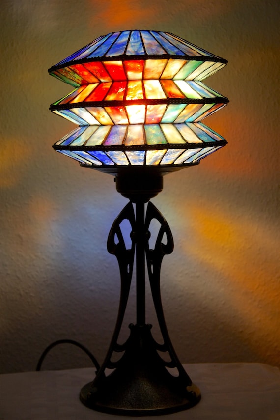 Tiffany Lampion-style Table Lamp With Art Nouveau Foot - Etsy