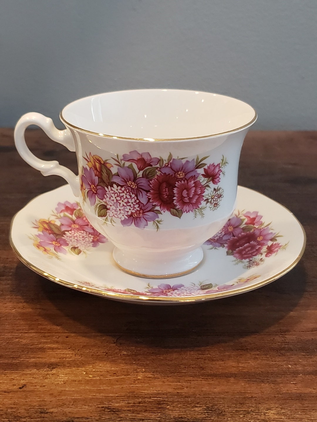 VTG Queen Anne Pattern 8629 Floral Sprays Teacup and Saucer Set-england ...