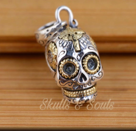 Day of the dead and skull pendant and necklace