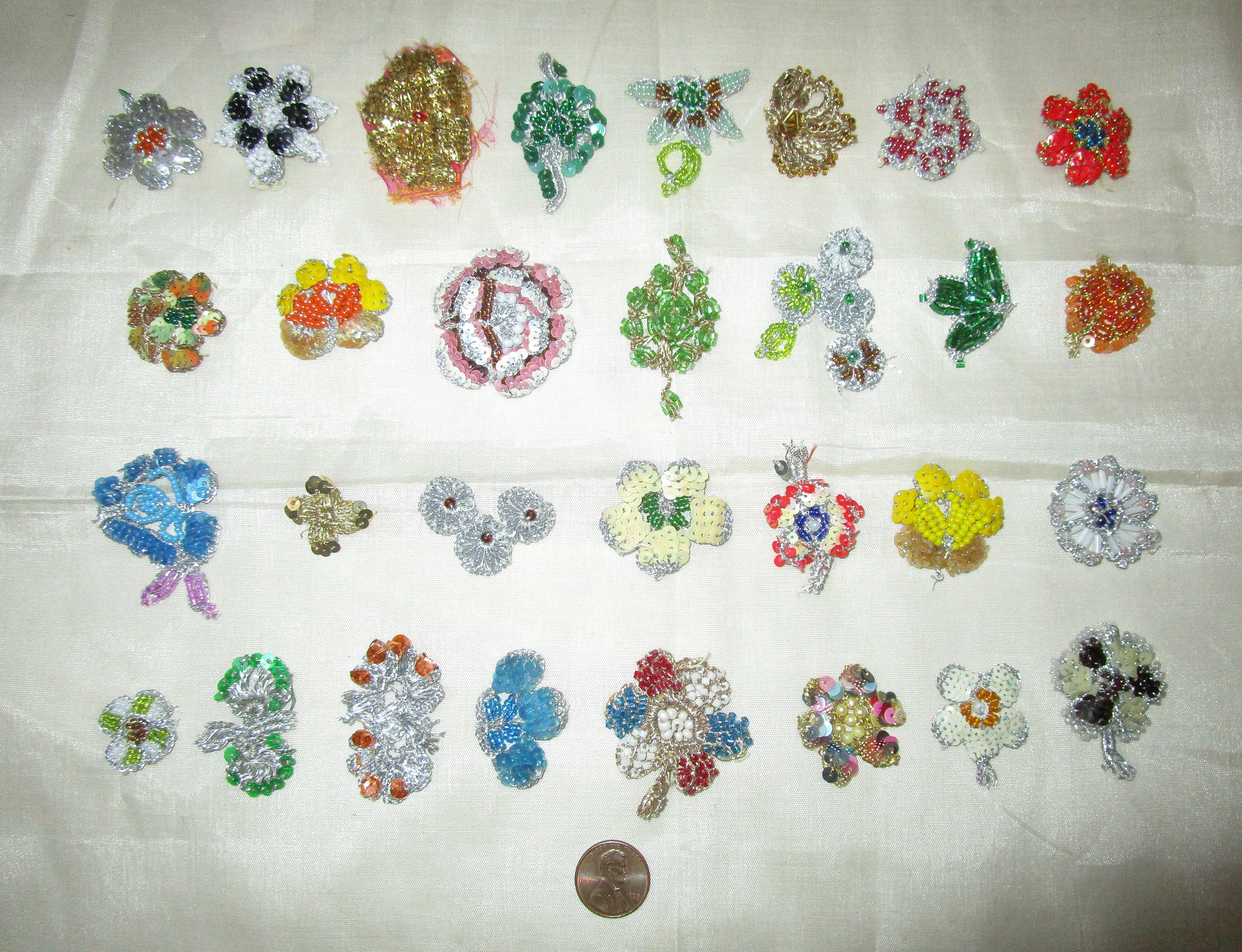 VERY RARE LOT Antique Vintage Sari TRIM LACE RIBBON 30 Pcs EMBROIDERED CRAFT