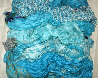 Pure Sari Silk Lot vintage Sari Tissu Matériel Reste Turquoise Aqua Craft Scrapbook Quilt Doll Junk Journal Inde BOHO Extraits de couture