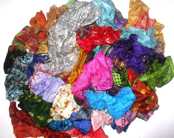 Sari Silk Sari Fabric Remnant India Sinppets 50 / 100 SMALL PIECES Lot Vintage Material Craft Quilt Doll Junk Journal boho Sewing