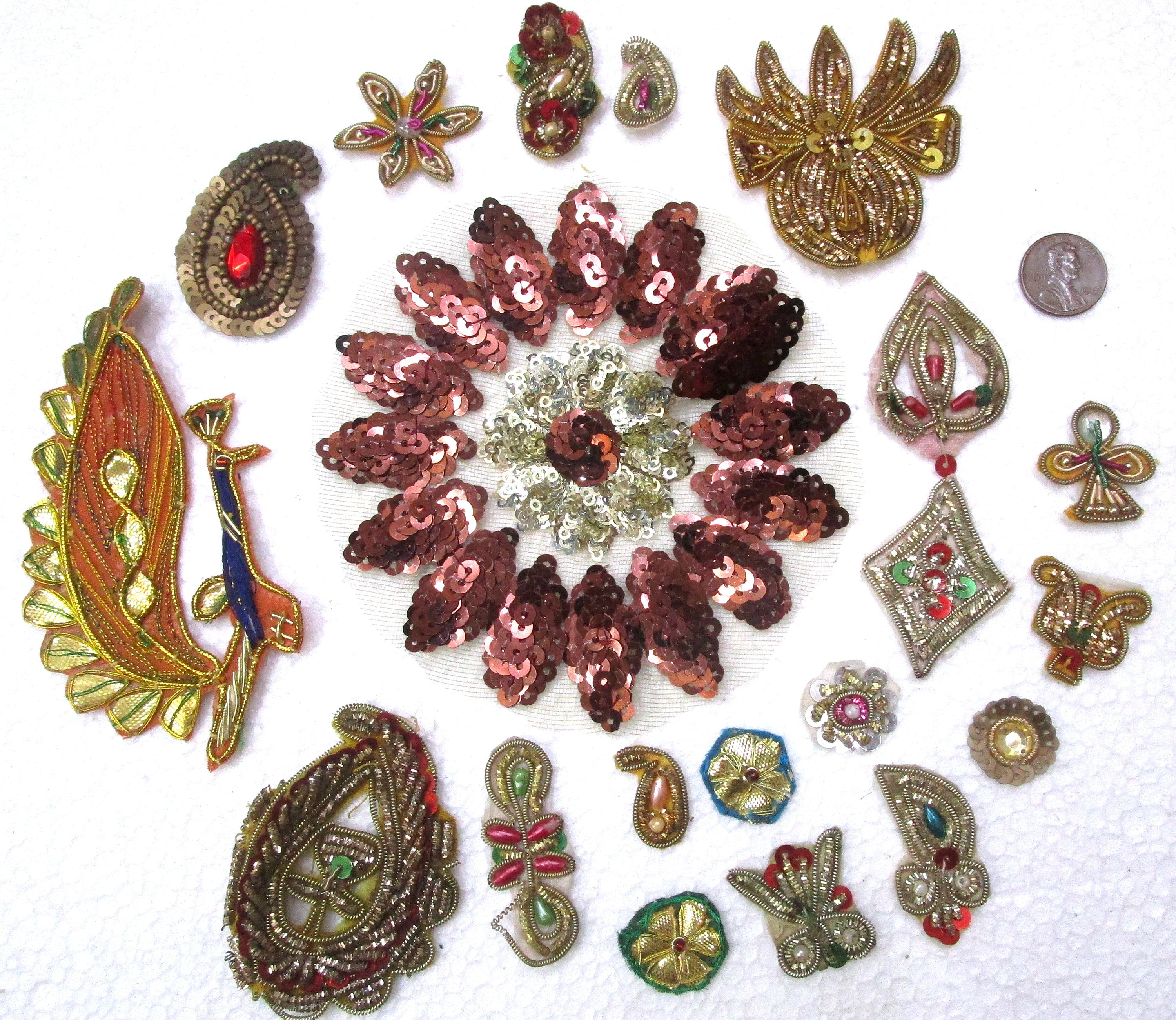 VERY RARE LOT Antique Vintage Sari APPLIQUE APPLIQUES 25 Pcs DOLL ZARDOSI ZARI VERY RARE LOT Antique Vintage Sari APPLIQUE APPLIQUES 25 Pcs DOLL ZARDOSI ZARI