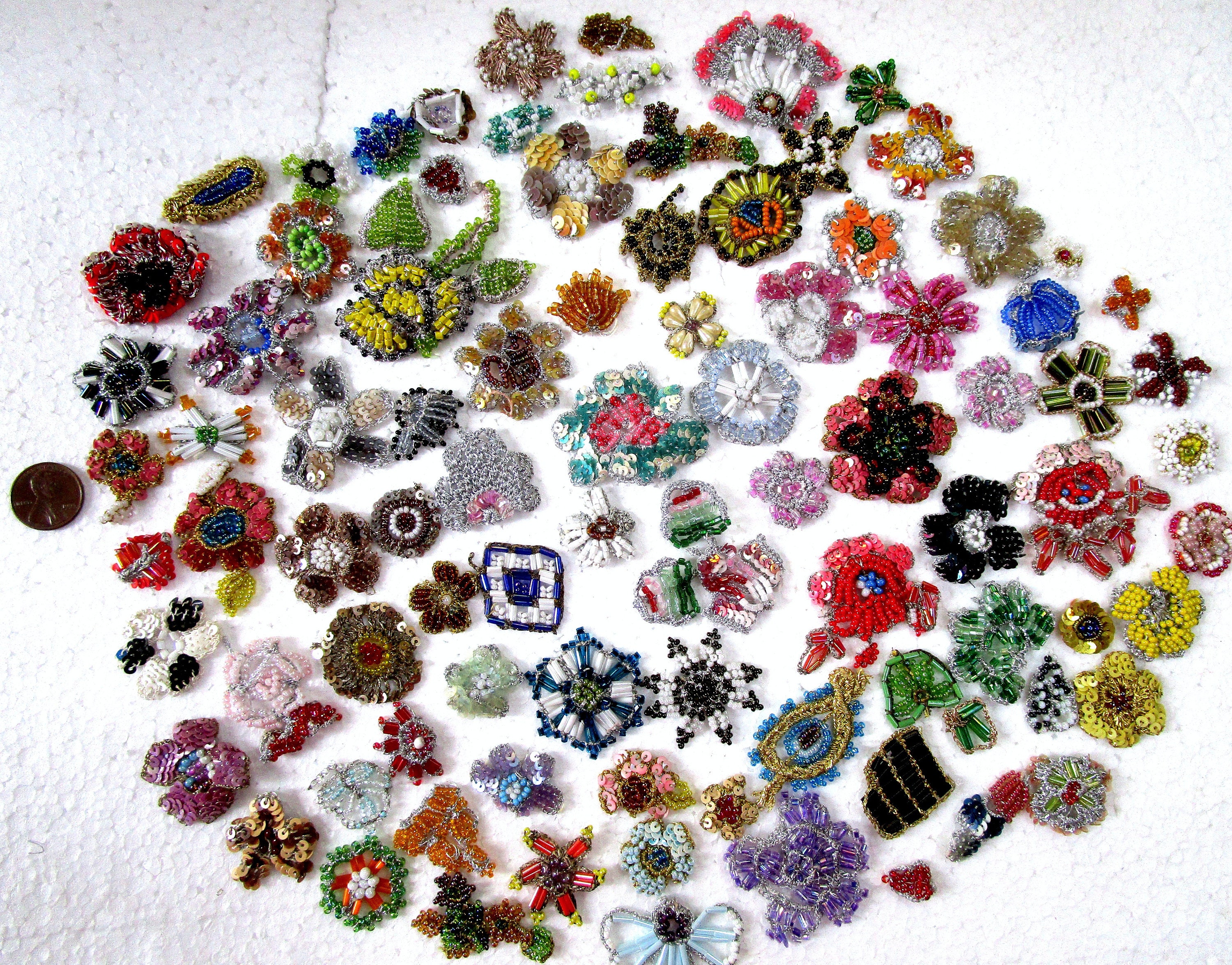 VERY RARE LOT Antique Vintage Sari APPLIQUE APPLIQUES 25 Pcs DOLL ZARDOSI ZARI VERY RARE LOT Antique Vintage Sari APPLIQUE APPLIQUES 25 Pcs DOLL ZARDOSI ZARI
