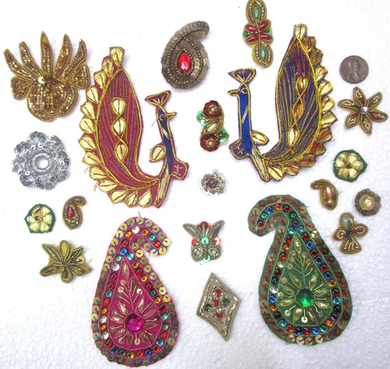 RARE Vintage Lot Of 25 Antique Sari Zardozi Zari Embroidered Appliques For Dolls & Crafts