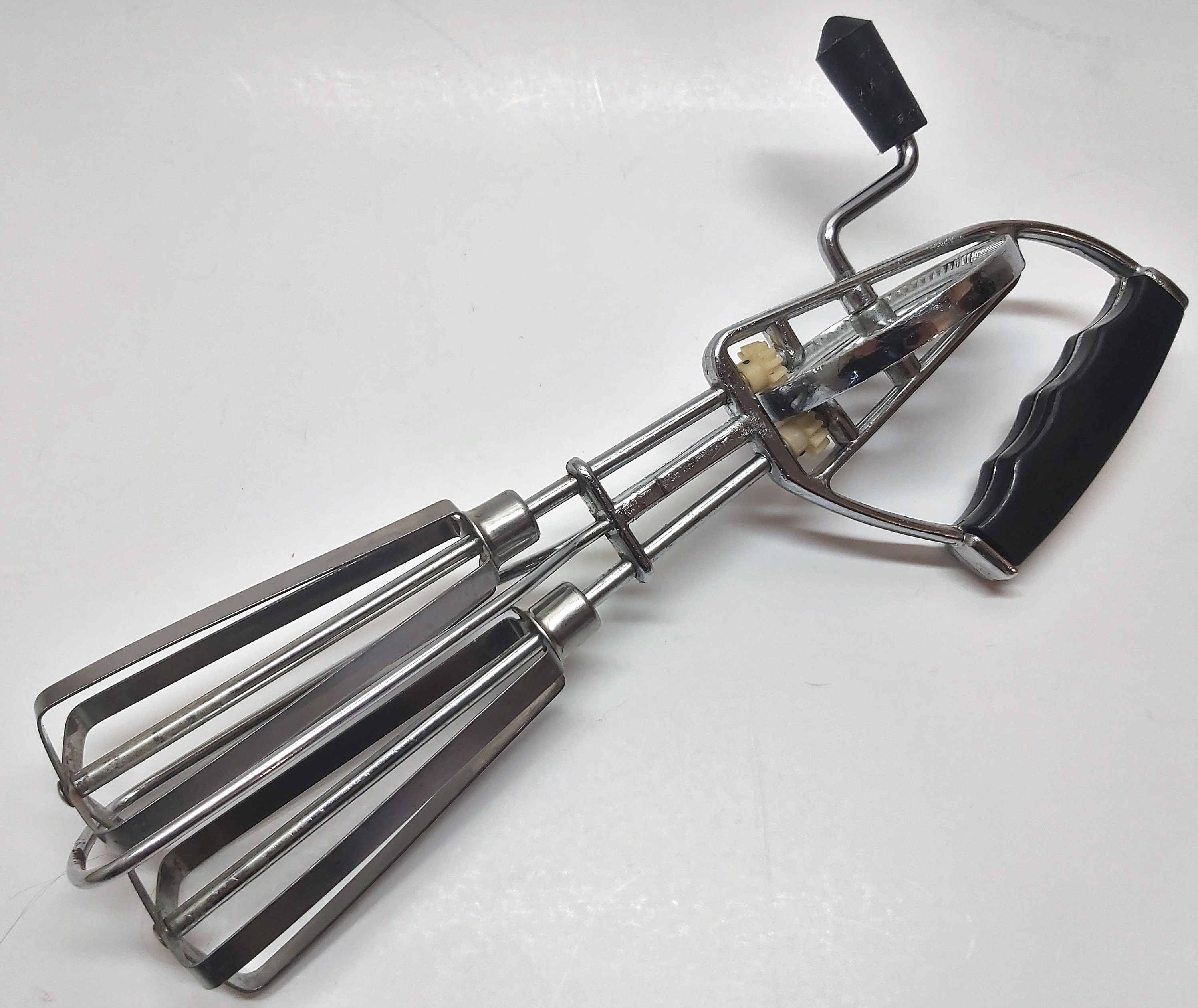 Vintage Black Manual Hand Mixer Egg Beater Stainless Steel 