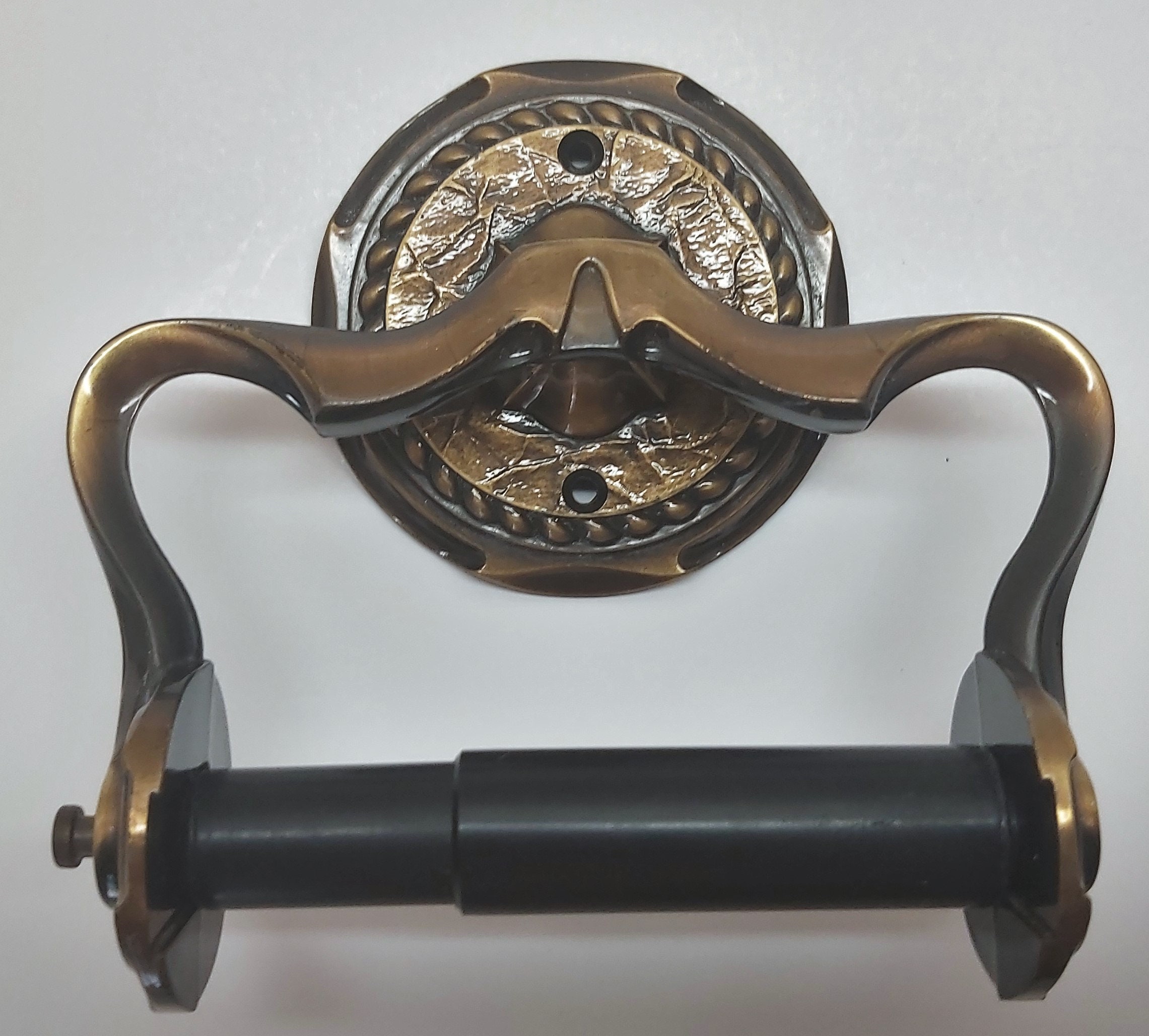 Guoxing Vintage Industrial Pipe Toilet Paper Holder Wall Mounted