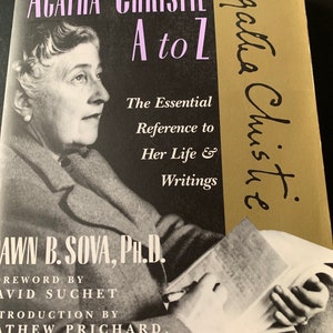 Agatha Christie A to Z Book