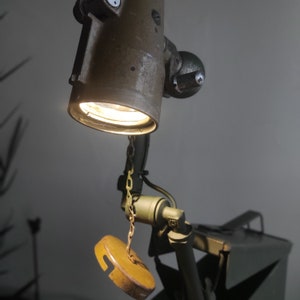Armory box lamp