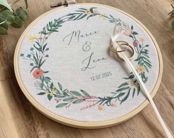 Ring cushion embroidery frame | Wildflower wreath | Wildflower wedding