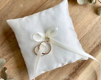 Ringkissen Leni zur Hochzeit | schlichtes Design