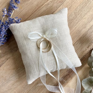 Ring pillow Paula for the wedding | made of linen