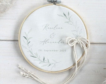 Ava ring cushion in embroidery hoop | in boho style