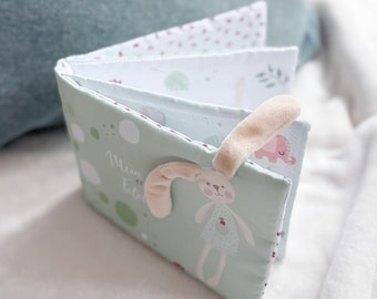 Baby fabric photo album "Who belongs to me" – photo book with space for 5 photos, including mirror and grasping elements – gift for birth & christening