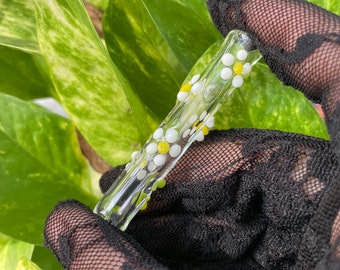 Flower Finger Saver / White flower Cigarette tip / tobacco use only / Kawaii finger saver / USA Glass / Cigarette holder