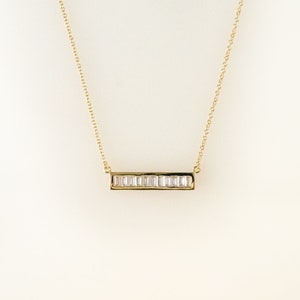 Zierliche Baguette-Cut Bar Halskette, Minimalist Layering Halskette, gold silver necklace, mindfulness Geschenk Bild 1