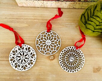 Rose window Holy Hearts ornaments