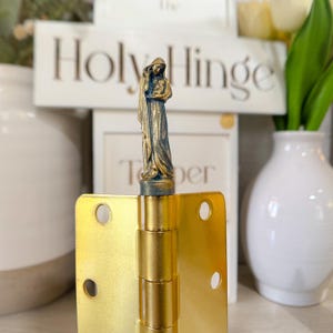 Mary and Baby Jesus Magnetic Holy Hinge Topper