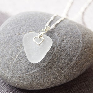 Herz Seeglas Halskette Strand Schmuck Strand Schmuck weißes Schaum Herz Anhänger Silber Strand Glas Halskette Meer Glas Schmuck Meer Schmuck Meerjungfrau Tränen