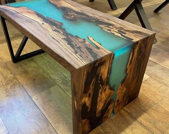 Dunkler Walnussholz-Epoxidharz-Wasserfall-Fluss-Tisch / Walnussholz und transparenter, matt türkisfarbener Harz-Couchtisch / 36-Zoll-Holzkaffee-Epoxidharztisch
