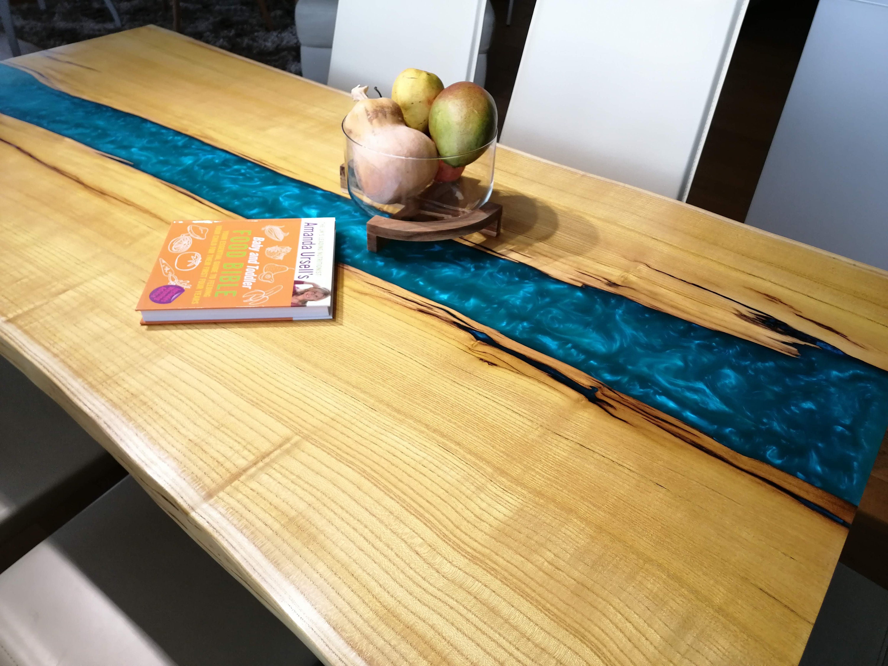 VERFÜGBAR Live Edge Esstisch aus Maulbeer und Türkis | Etsy