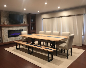 Live Edge Bank aus Nussbaumholz und Epoxidharz / Sitzbank aus recyceltem Holz / Sitzbank aus Nussbaumholz und blauem Epoxidharz / Eingangsbank