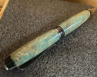 Oak Burl Cigar Pen – Turquoise Resin Infusion