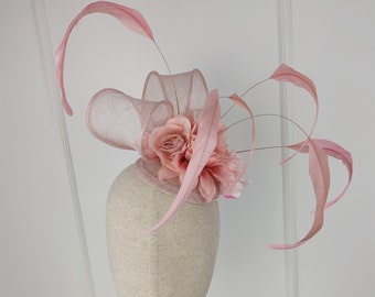 New Blush Pink Fascinator, Pink Fascinator, Blush Fascinator, Church, Wedding, Bridal Shower, Kentucky Derby, Race Day, Mother of Bride Hat