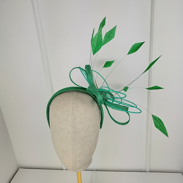 New Green Sinamay Fascinator, Green Headband, Church, Wedding, Bridal Shower, Kentucky Derby Fascinator, Race Day, Tea Party, Hair Accessory