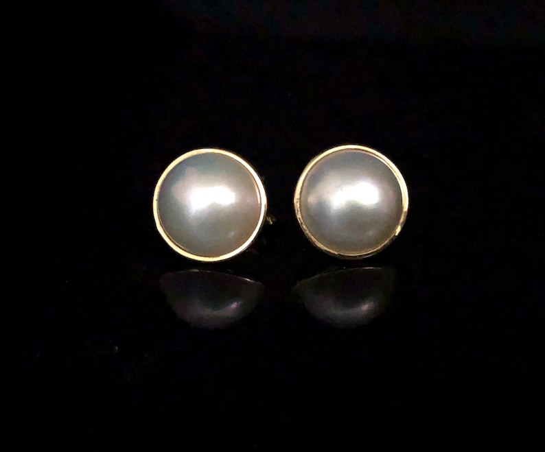 Elegant Pearl Stud Earrings in 14 Kt solid Gold ../ Wedding Jewelry / Gifts for Her/ Party image 1