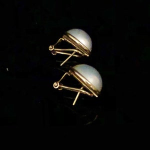 Elegant Pearl Stud Earrings in 14 Kt solid Gold ../ Wedding Jewelry / Gifts for Her/ Party image 6