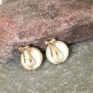 Elegant Pearl Stud Earrings in 14 Kt solid Gold ../ Wedding Jewelry / Gifts for Her/ Party image 3