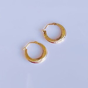 Cute Hoop Earrings in Solid 14 K Gold / 585/two tone / Gifts / Adorable