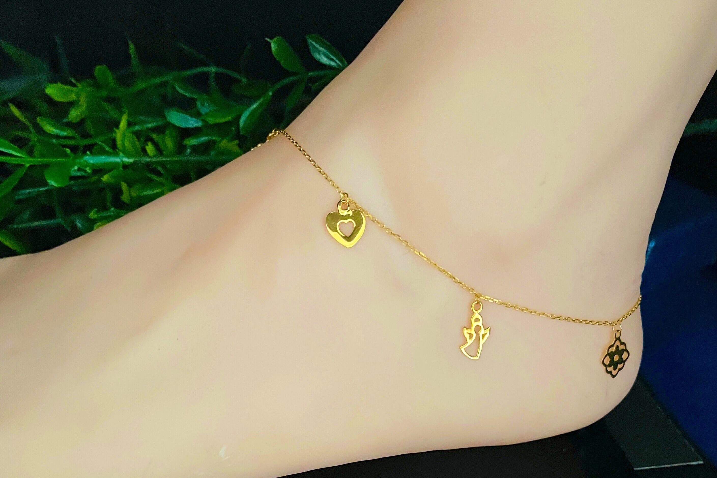 Gorgeous Anklet With Dangles in Solid 21K Yellow Gold gifts for