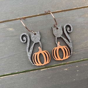 Halloween Cat Pumpkin Earrings, Wood Fall Earrings, Black Cat Earrings, Orange Earrings, Cat Pumpkin Dangle Earrings, Glitter Fall Earrings
