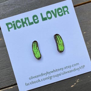 Pickle Stud Earrings, Wood Food Studs, Hypoallergenic Pickle Earrings, Funny Food Jewelry, Small Green Pickle Earrings, Pickle Lover Gift