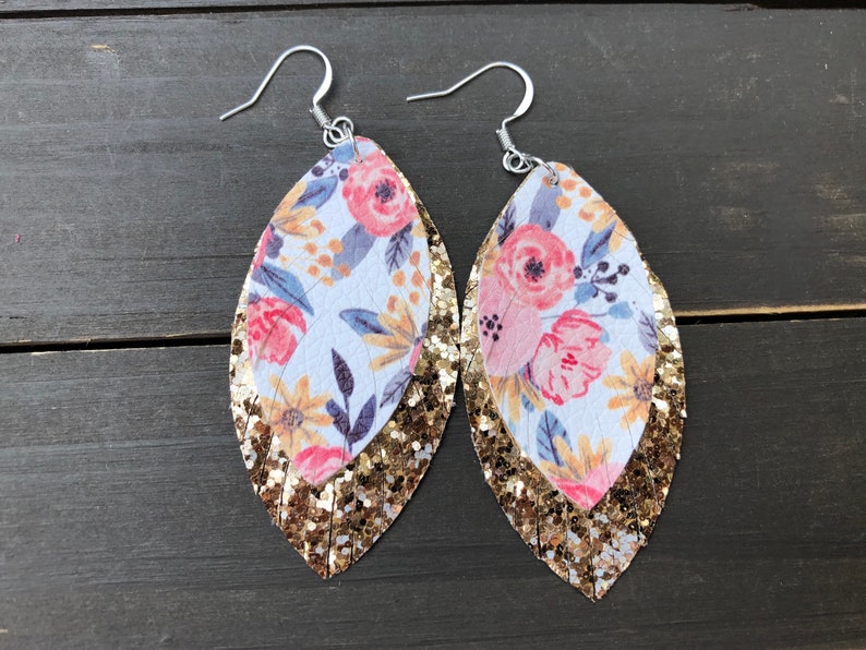 Large Double Layered Bow Mommy and Me Set Large Pink Navy Snap Clip Set Gold Floral Collection Floral Earrings