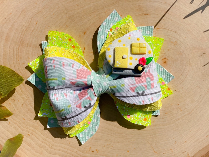 Camper Girls hair bow