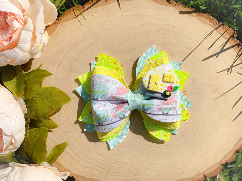 Camper Girls hair bow