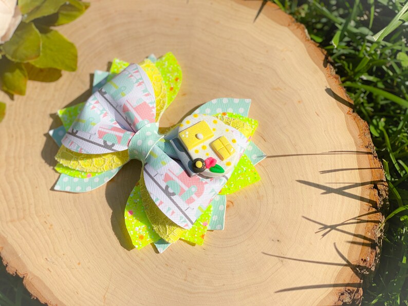 Camper Girls hair bow