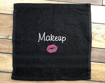 Débarbouillette de maquillage en noir ou gris foncé, serviette brodée, cadeau de Noël pour elle