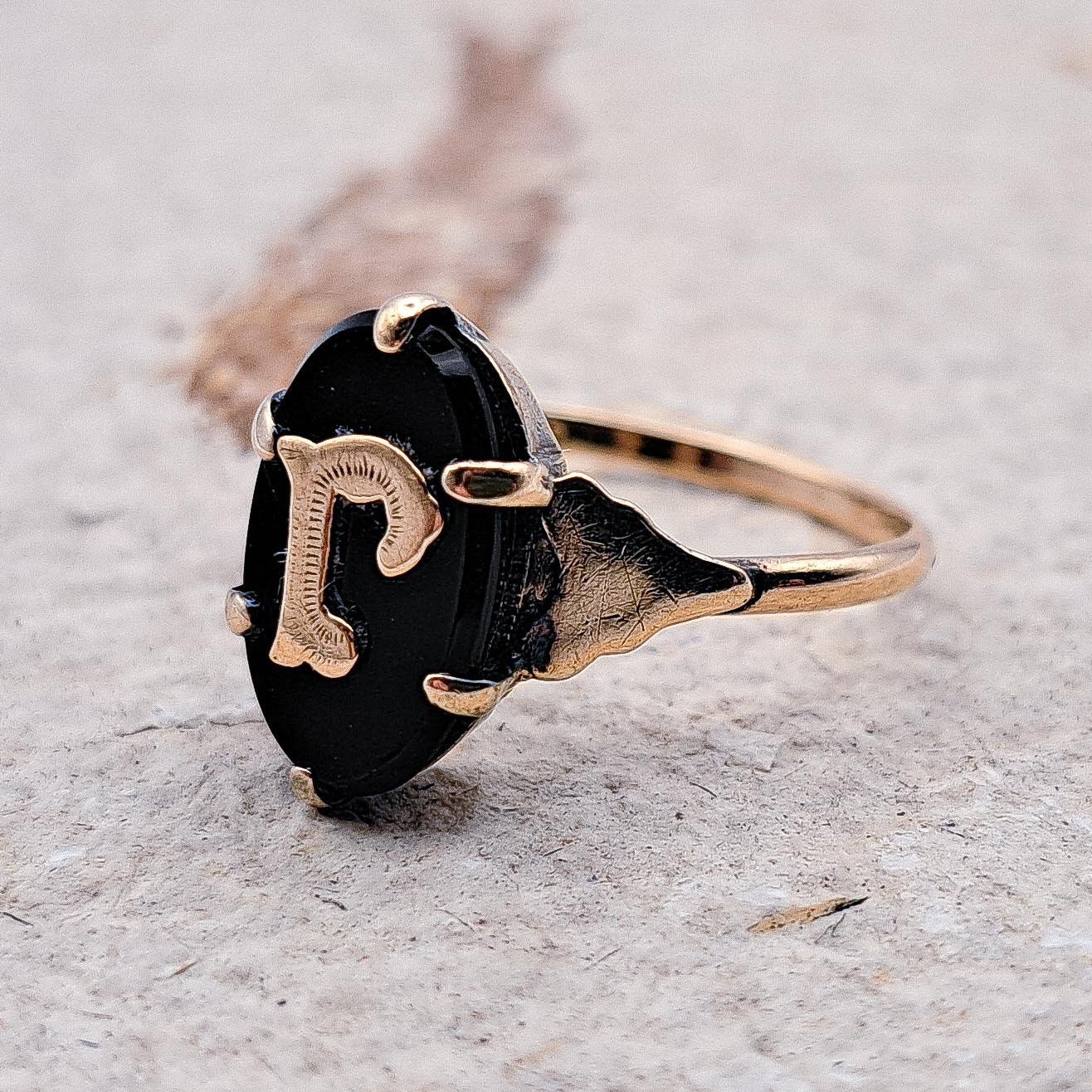 9 carat sale gold onyx ring