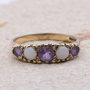 Vintage Amethyst and Opal 5-Stone Ring | UK Size M | US Size 6.25 | 9 Carat Gold