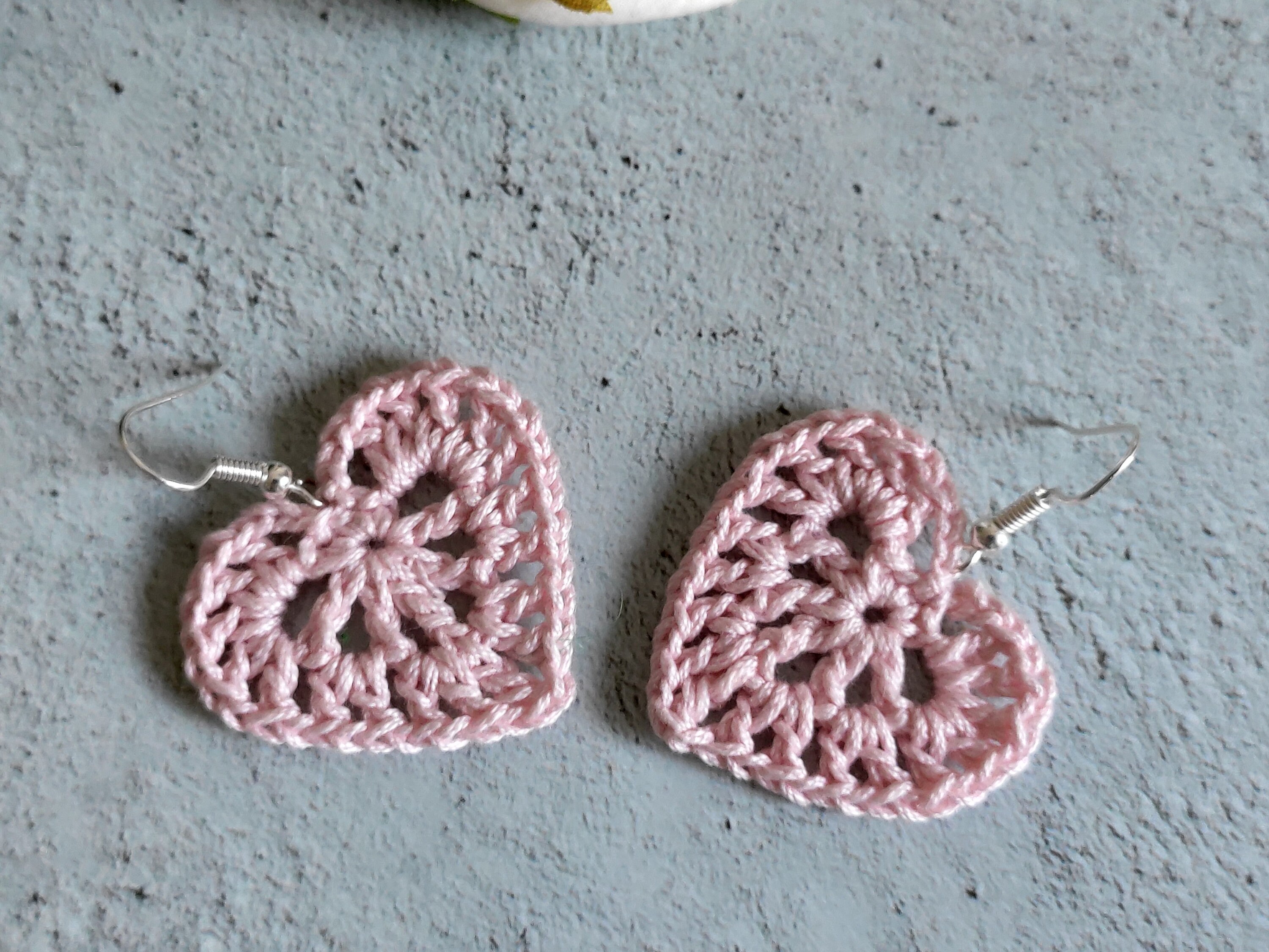 23. Heart earring crochet pattern Valentine's day Etsy