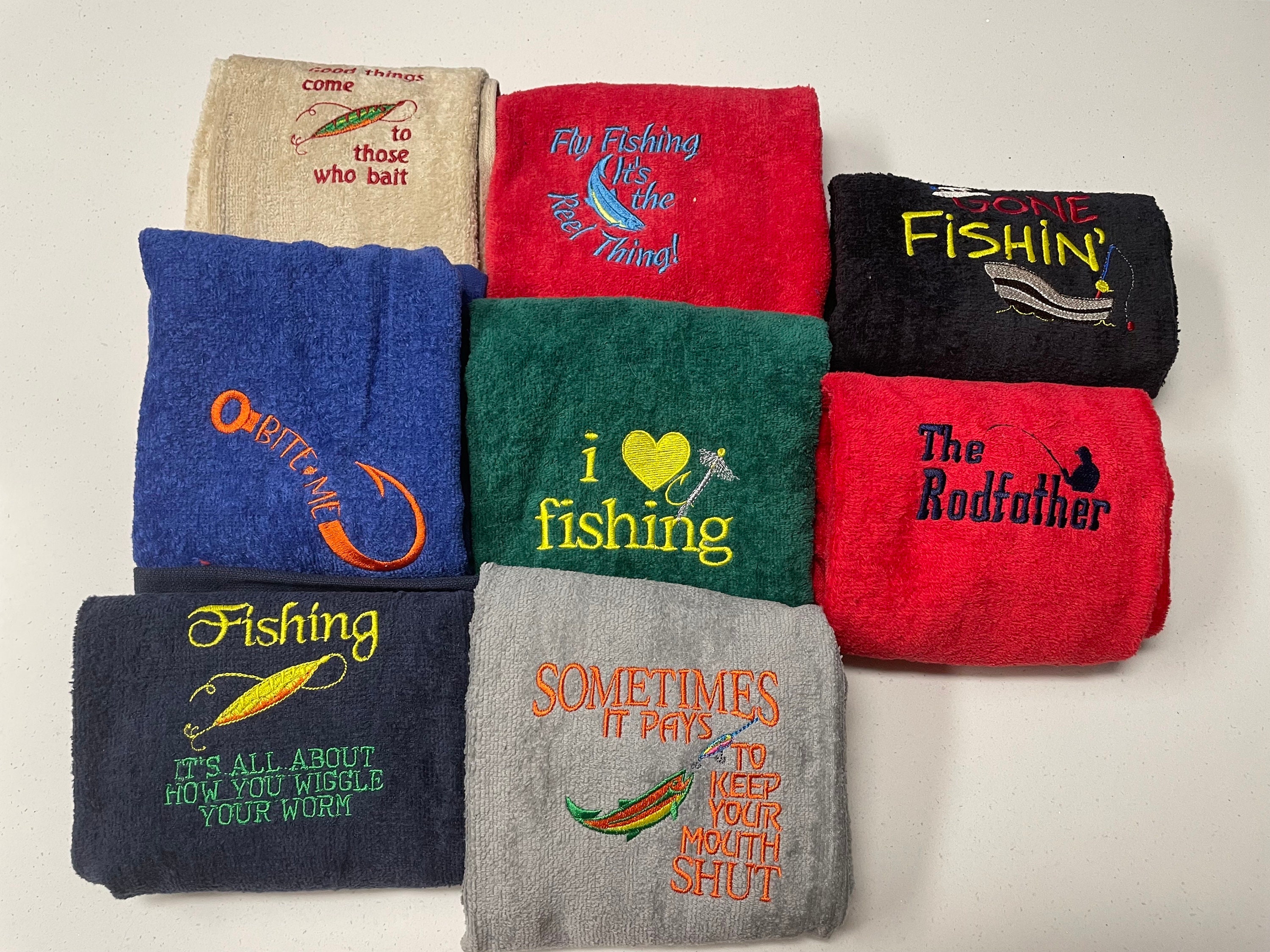 Personalised Fishing Gifts for Men Fishing Club Towel Accessories Gear  Luxury Embroidered 100% Cotton Towel & Metal Grommet Clip -  UK