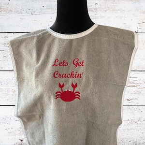 Crab Cracking Seafood Boil Bib: Waterproof Adult Bib